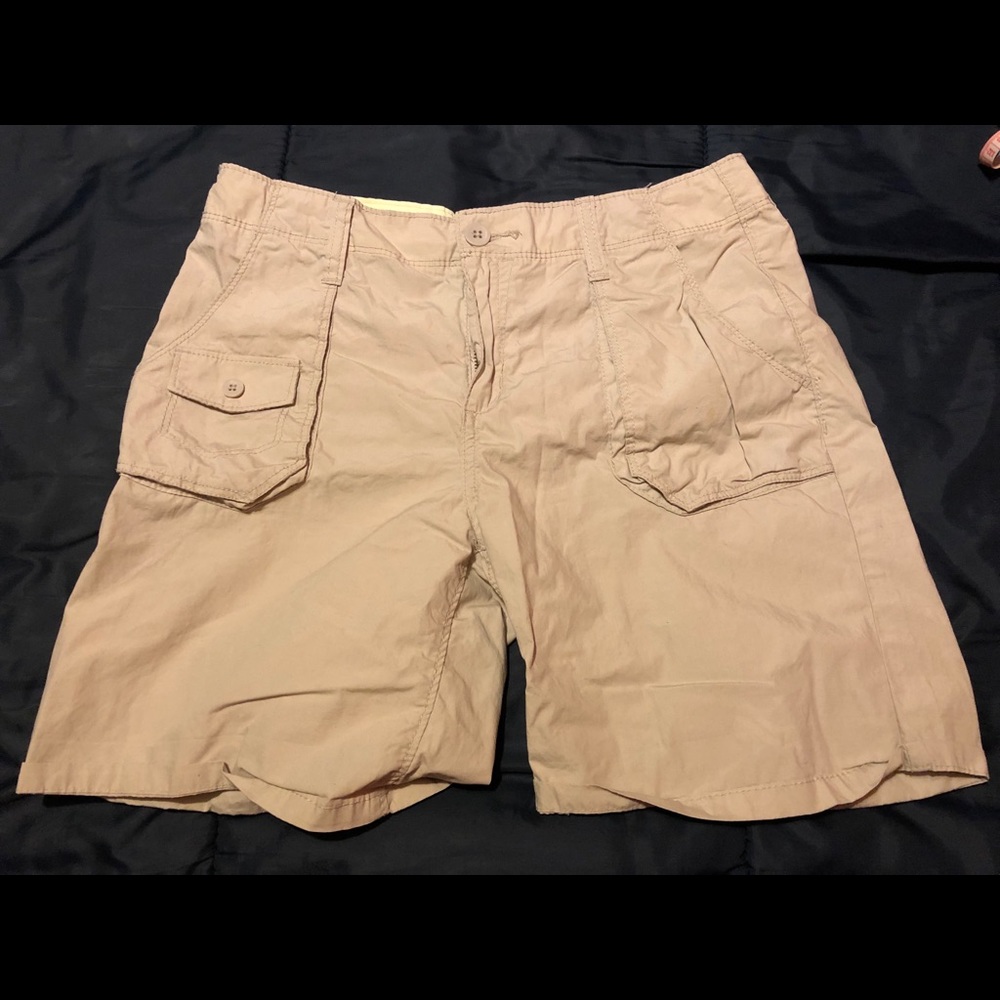Old navy tan khaki shorts 16